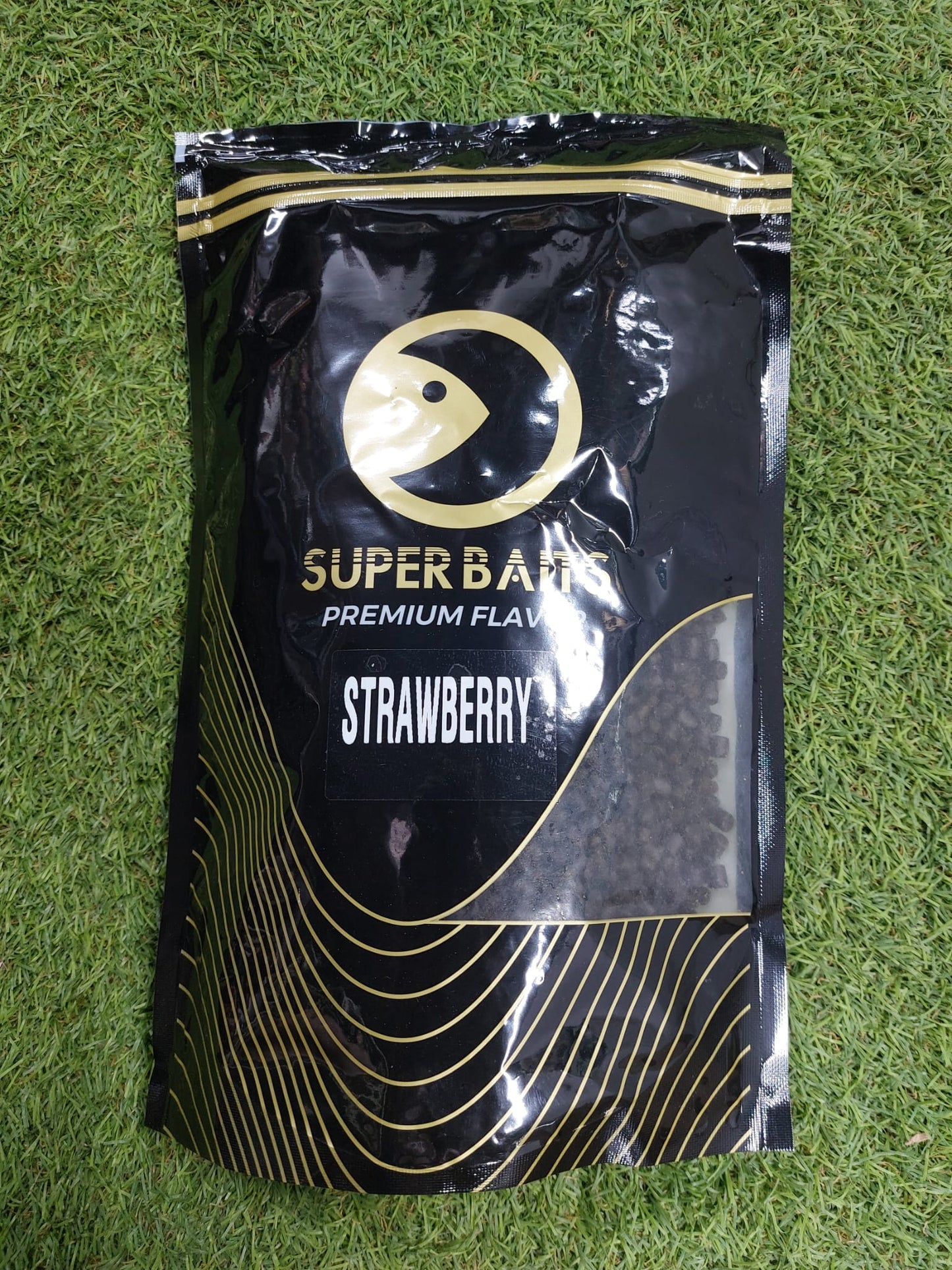 Pellets Mix Superbaits 4-6 mm Strawberry 800G