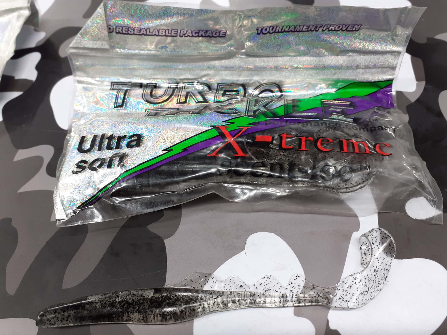 TURBO TACKLE VINILO PEZ LARGO TRANSPARENTE + BRILLO NEGRO - Carpfishingbarato CHIMBOMBO