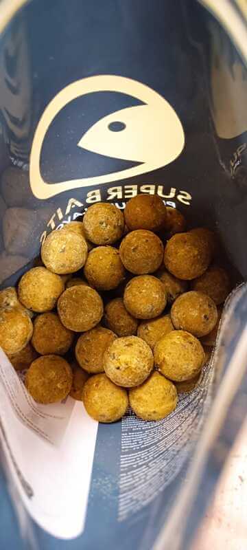 SUPERBAITS BOILIE PROBIOTIC MILK 20MM - Carpfishingbarato CHIMBOMBO BOILIES