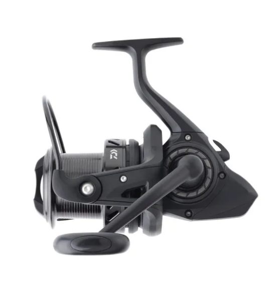 Carrete Daiwa Black Widow 5000A