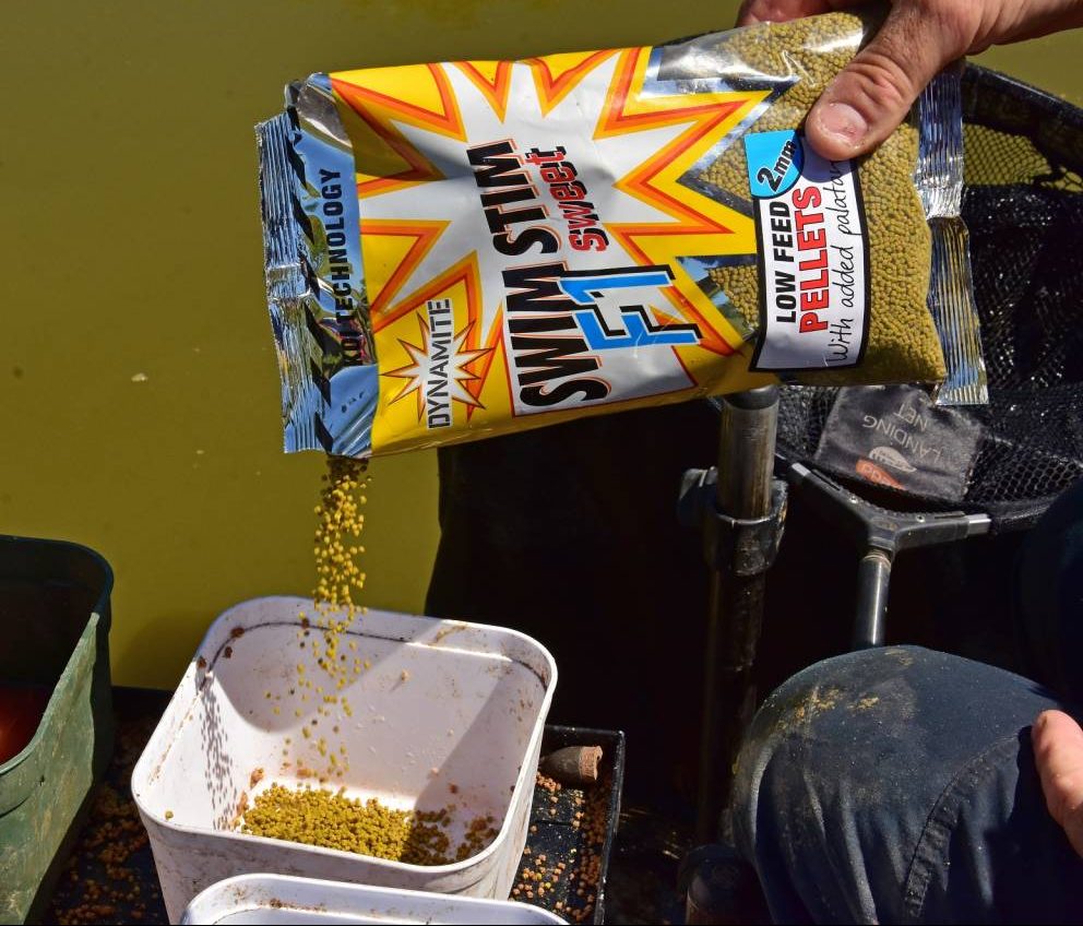 DYNAMITE SWIM STIM F1 SWEET PELLETS 6 MM - Carpfishingbarato CHIMBOMBO PELLETS