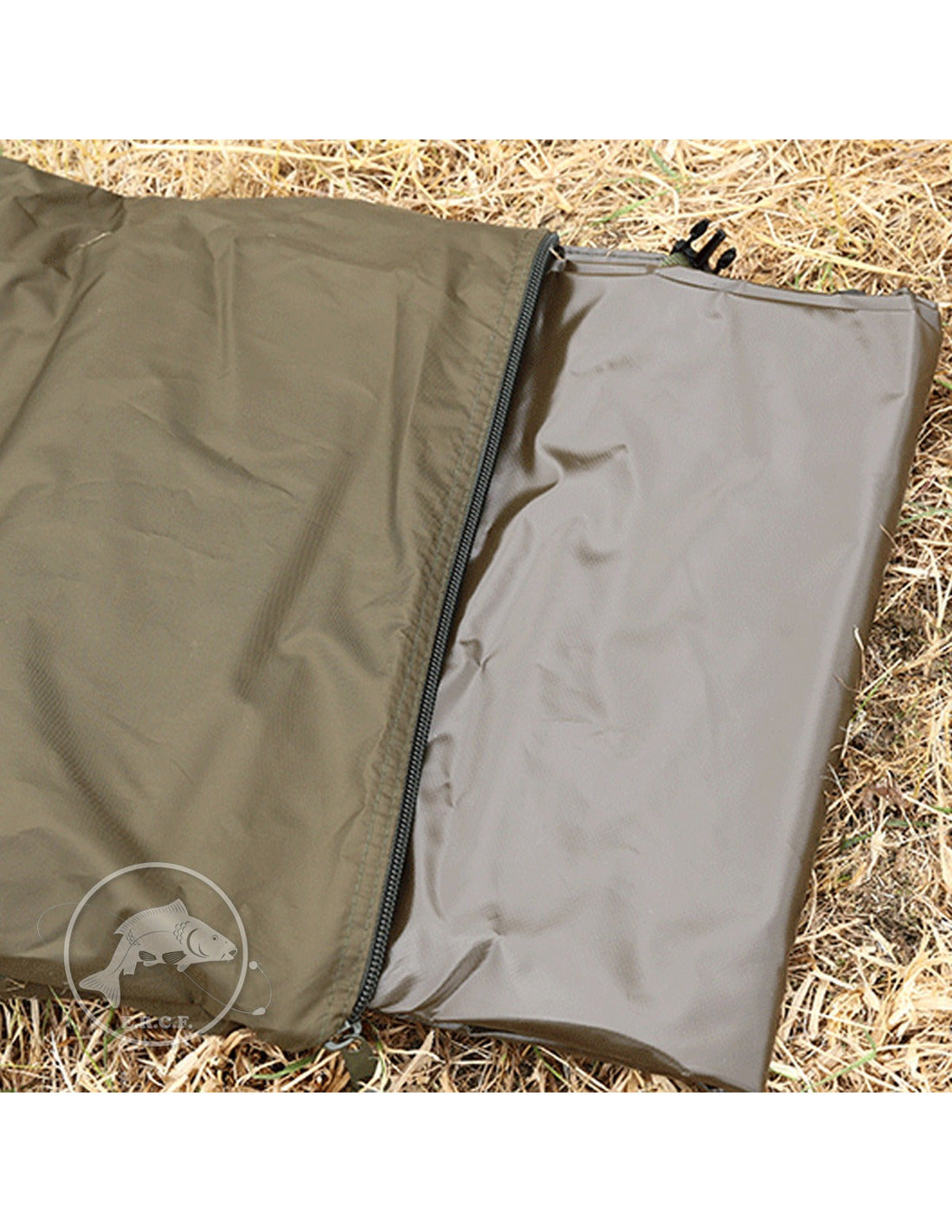 FOX R-SERIES 2 MAN XL CAMO - Carpfishingbarato CHIMBOMBO BIVVY