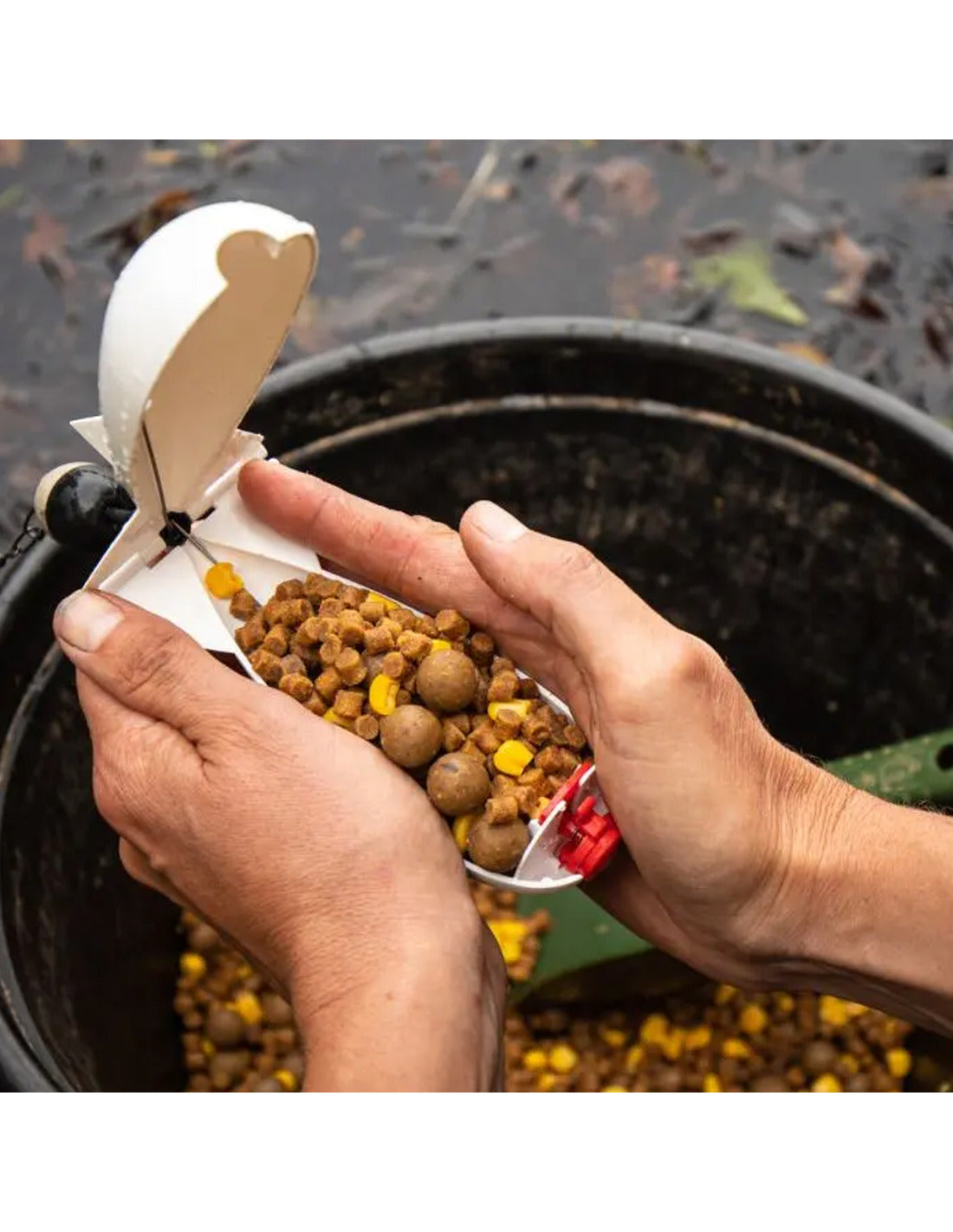 COHETE BLANCO SPOMB - Carpfishingbarato CHIMBOMBO COCHETES DE CEBADO