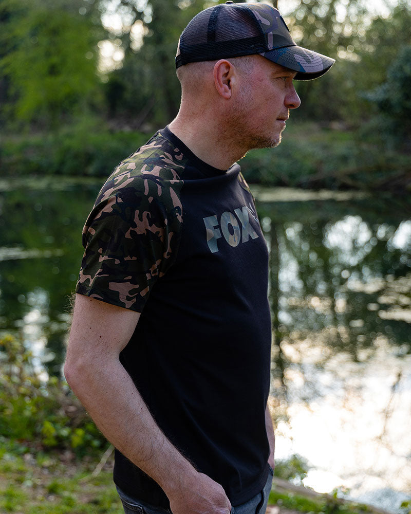 FOX BLACK/CAMO RAGLAN T-SHIRT - Carpfishingbarato CHIMBOMBO CAMISETA